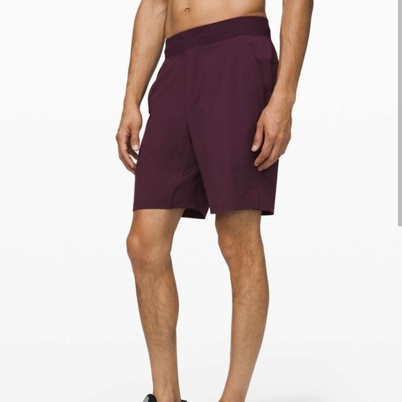 Lululemon T.H.E. short 9inch linerless short plum large - Picture 3 of 10